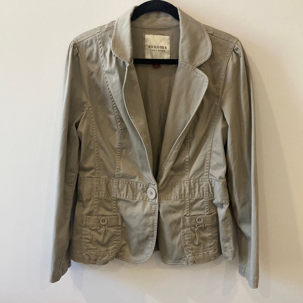 Sonoma long sleeve light khaki button closure jacket size large cotton blend